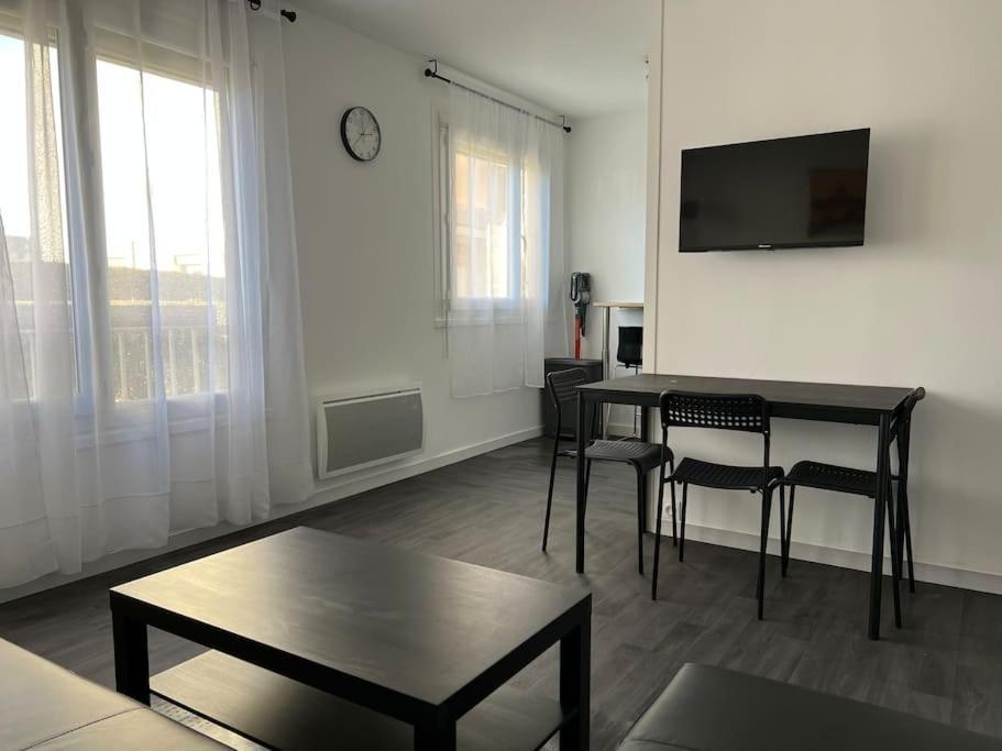 Centre Ville - Wifi Fibre Gratuit - Jergweloh - Le Romain Caen Kültér fotó
